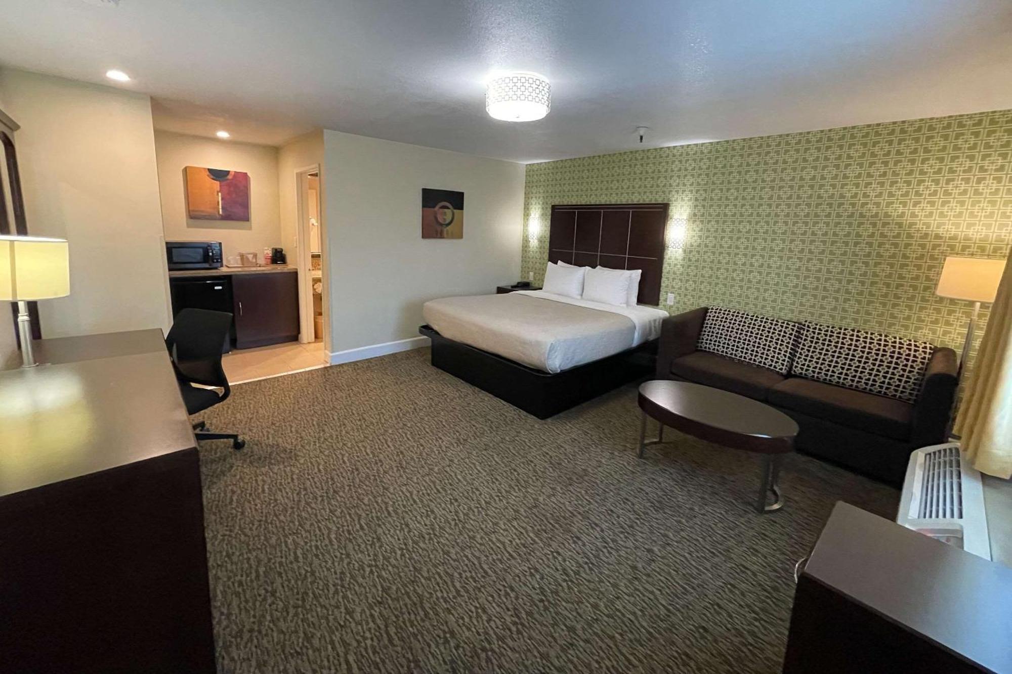 Quality Inn Ontario Airport Convention Center Εξωτερικό φωτογραφία